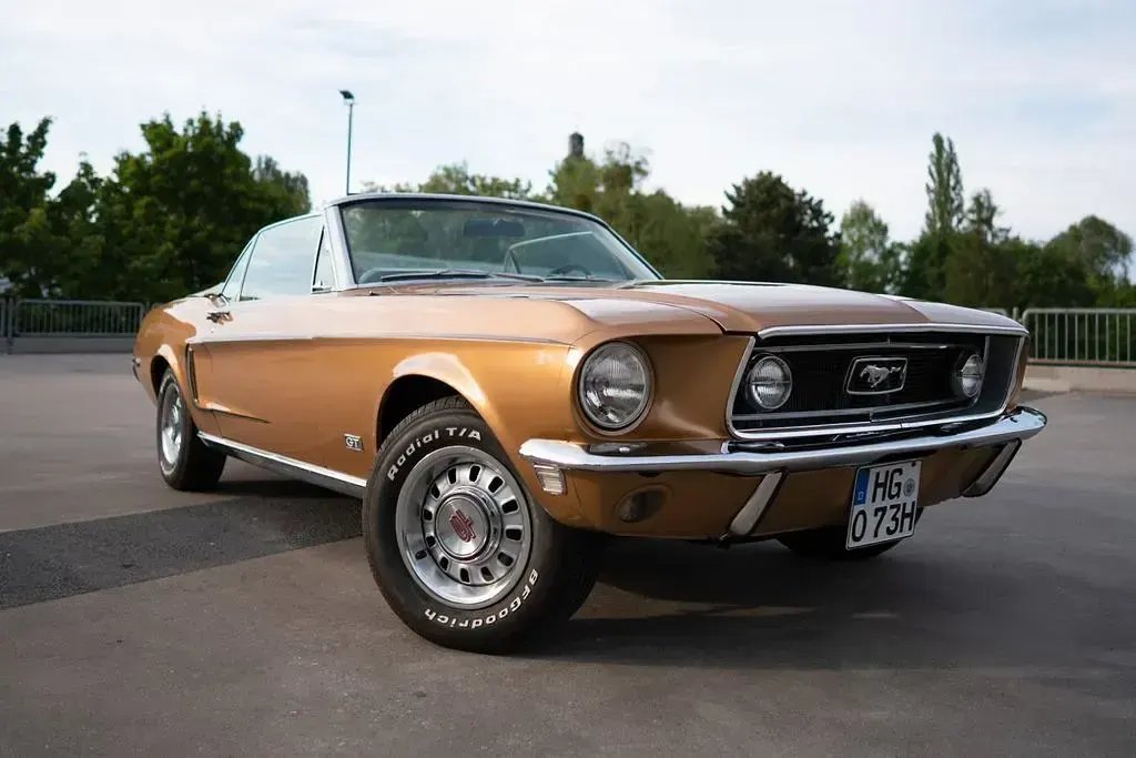 Gebraucht Ford Mustang GT 223 PS (164 kW) 1968 Gold Cabrio