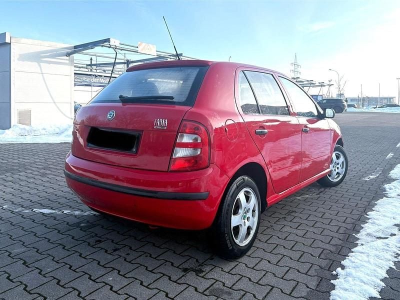 Gebraucht Skoda Fabia 80 PS (58 kW) 2004 Rot Kleinwagen