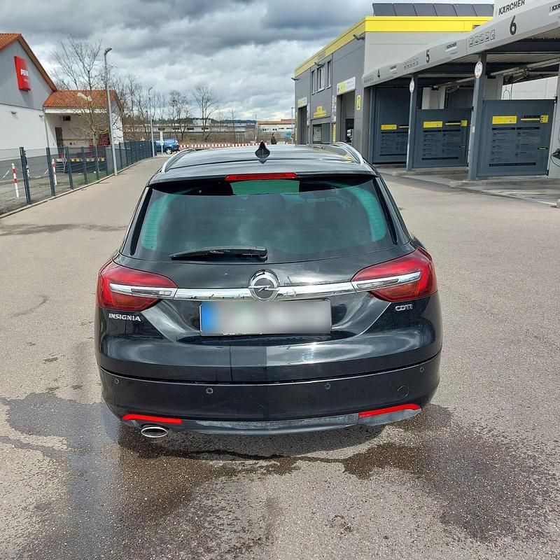 Gebraucht Opel Insignia Edition 175 PS (128 kW) 2016 Schwarz Kombi