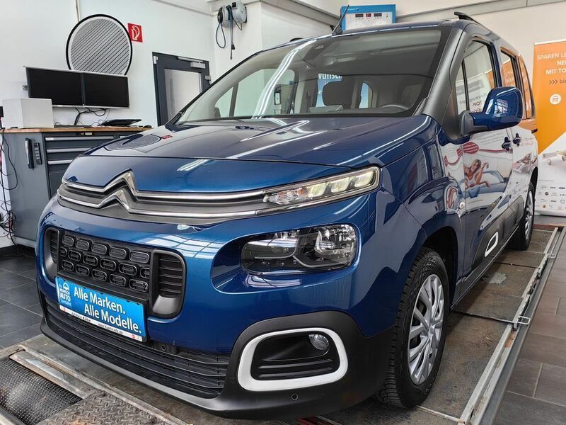 Lackierung nachtblau/typ auss Gebraucht 2019 Citroën Berlingo Feel Van / Kleinbus | 17.490 € (Etwas zu teuer) - Bild 1/4