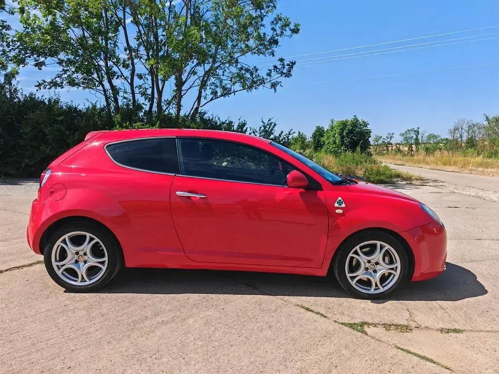 Gebraucht Alfa Romeo MiTo Turismo 155 PS (114 kW) 2008 Rot Kleinwagen