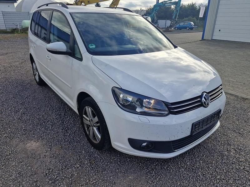 Weiß Gebraucht 2012 VW Touran Van / Kleinbus | 4.000 € (Superpreis) - Bild 1/4