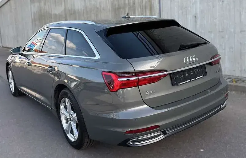 Gebraucht Audi A6 Sport 204 PS (150 kW) 2023 Chronosgrau metallic Kombi