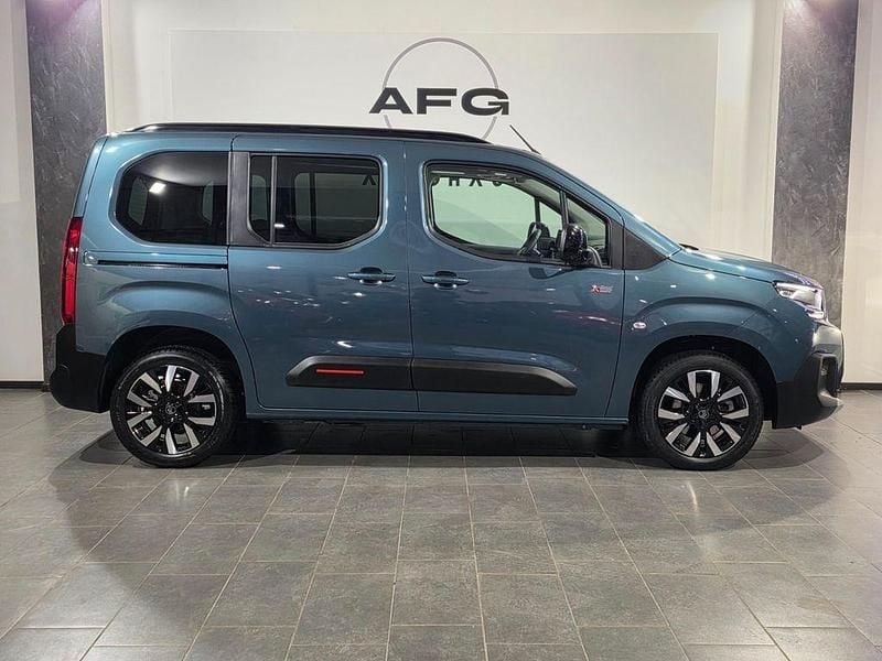 Gebraucht Citroën Berlingo XTR 131 PS (96 kW) 2024 Blau Van / Kleinbus