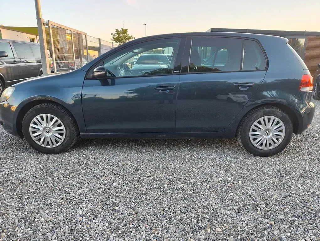 Gebraucht VW Golf VI Style 105 PS (77 kW) 2011 Blau Kleinwagen