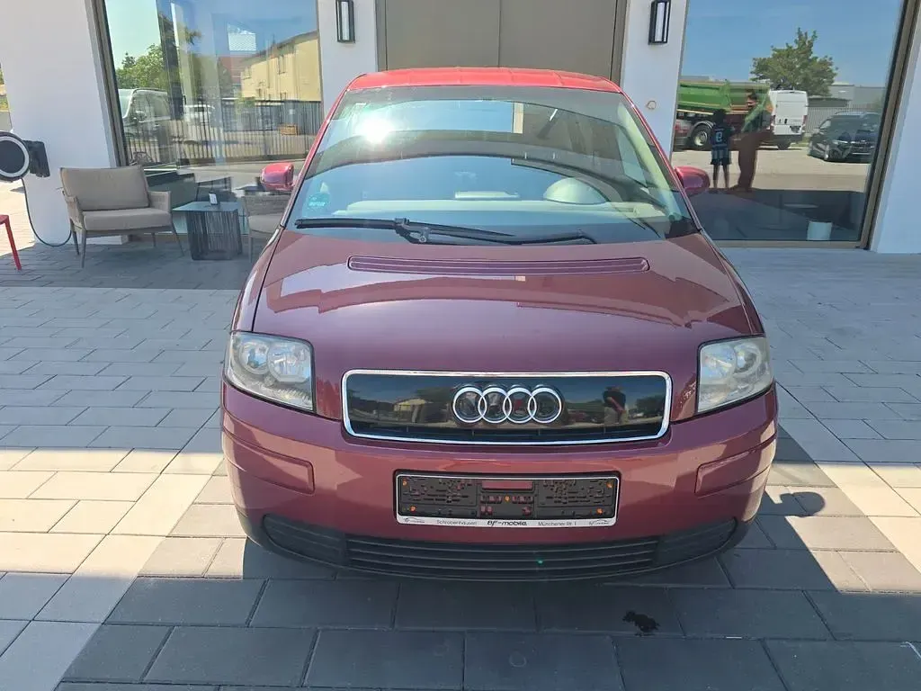 Gebraucht Audi A2 61 PS (44 kW) 2002 Rot Kleinwagen