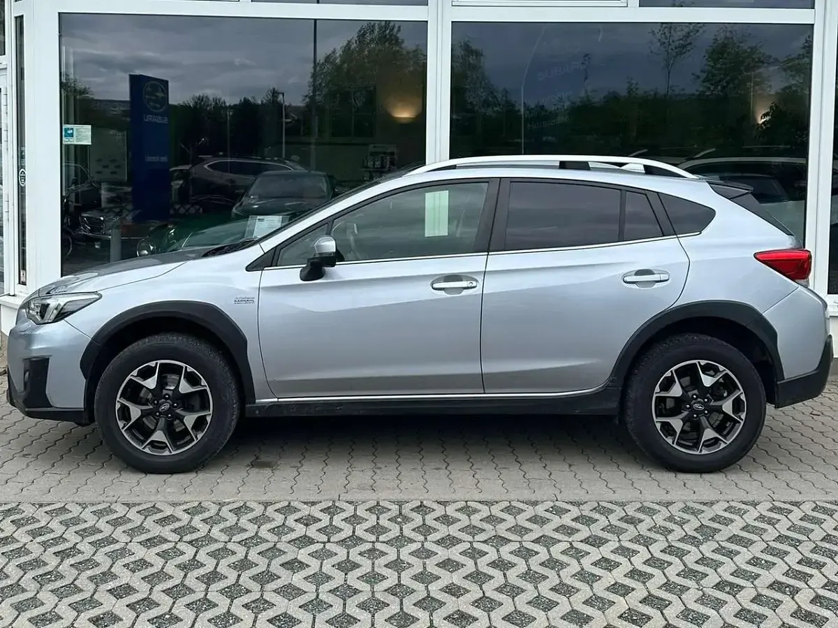 Gebraucht Subaru XV Comfort 114 PS (83 kW) 2021 Ice silver (m) SUV
