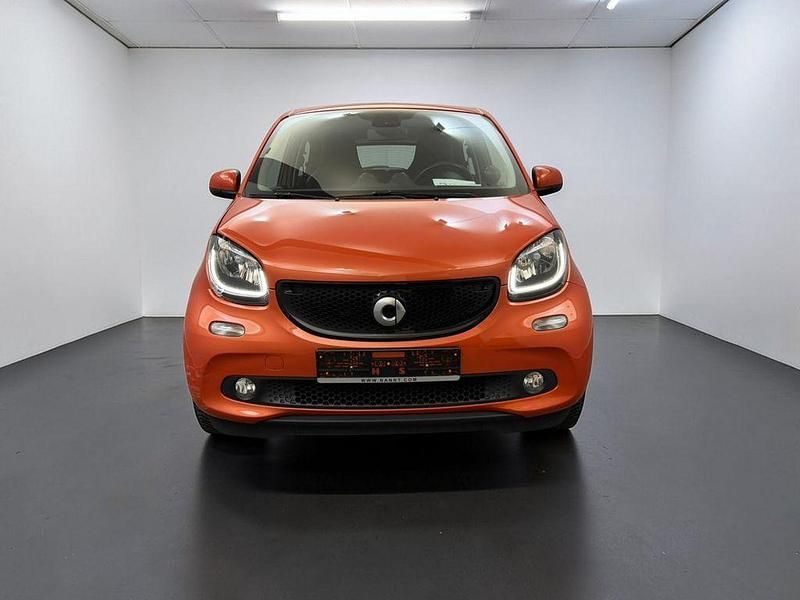 Gebraucht Smart ForFour 71 PS (52 kW) 2019 Orange Kleinwagen