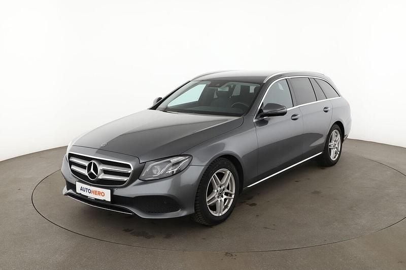 Gebraucht Mercedes E220 Avantgarde 194 PS (142 kW) 2017 Grau Kombi