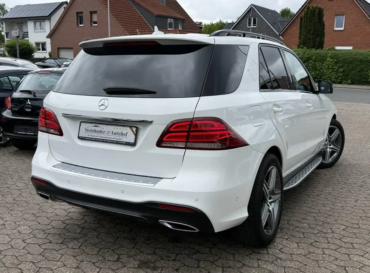 Gebraucht Mercedes GLE350 AMG 258 PS (189 kW) 2016 Weiß SUV