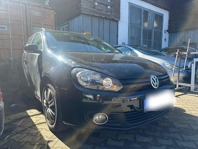 Gebraucht VW Golf VII Highline 105 PS (77 kW) 2012 Schwarz Kombi