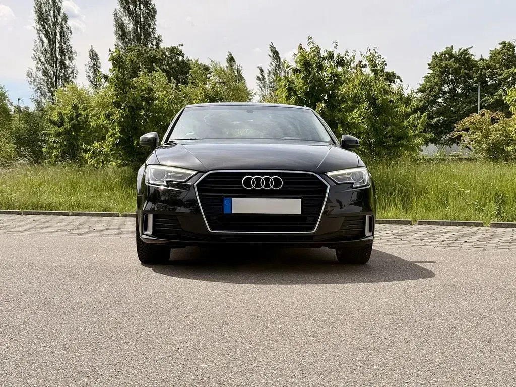 Occasion Audi A3 Sport 116 ch (85 kW) 2017 Noir Berline