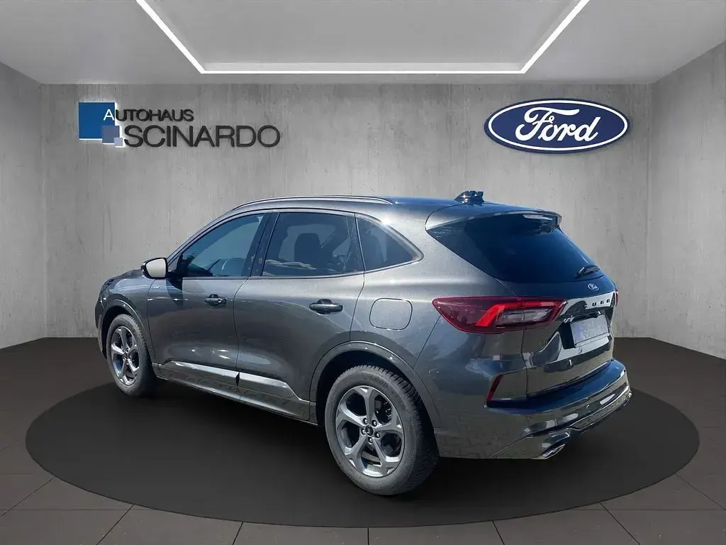 Gebraucht Ford Kuga ST-Line 186 PS (136 kW) 2025 Grau SUV