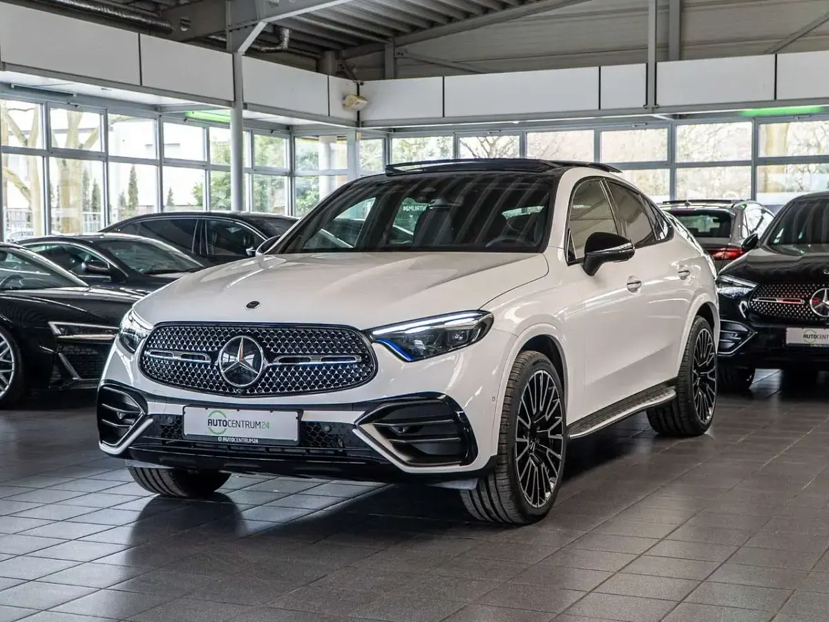 Neu Mercedes GLC300 AMG 258 PS (189 kW) 2026 Weiß SUV