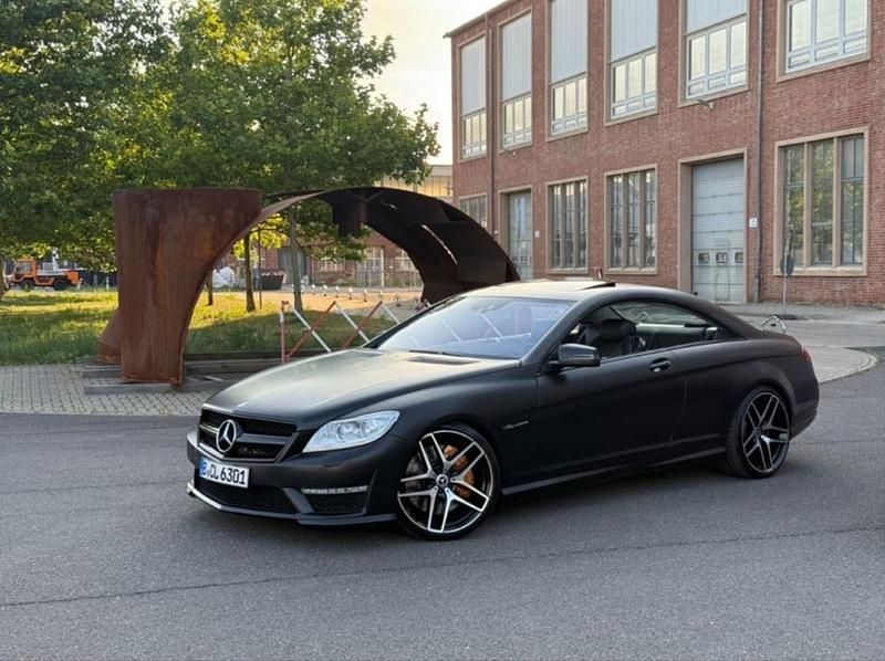 Silber Gebraucht 2012 Mercedes CL63 AMG AMG Coupé | 25.000 € (Superpreis) - Bild 1/4