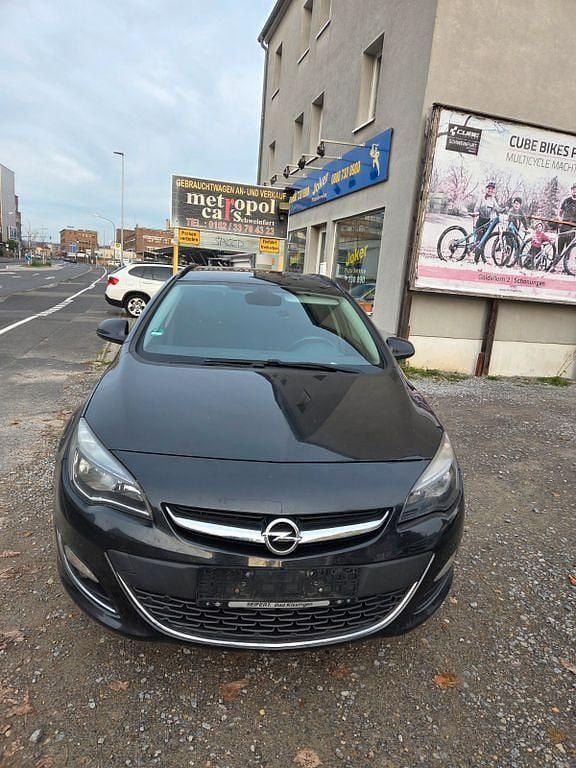 Gebraucht 2013 Opel Astra Innovation Kombi | 2.990 € (Fairer Preis) - Bild 1/4