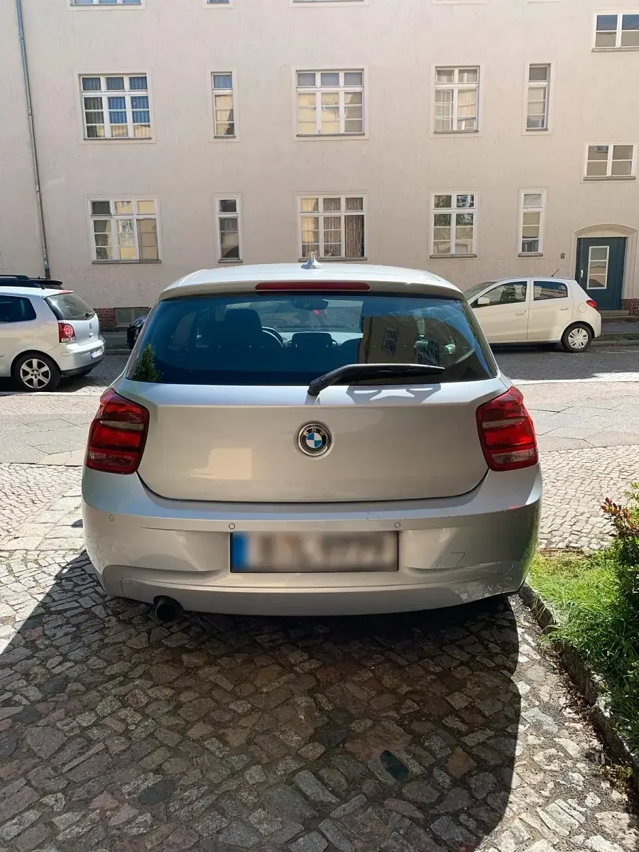 Gebraucht BMW 114 102 PS (75 kW) 2014 Silber Kleinwagen