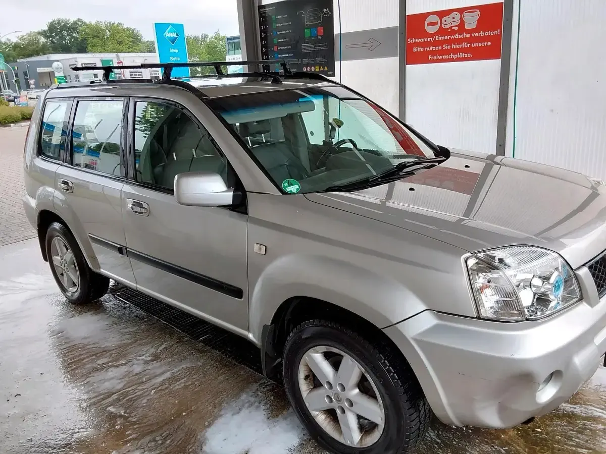 Gebraucht Nissan X-Trail 165 PS (121 kW) 2004 Silber SUV