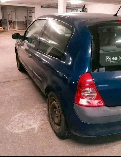 Gebraucht Renault Clio 58 PS (42 kW) 2005 Blau Kleinwagen