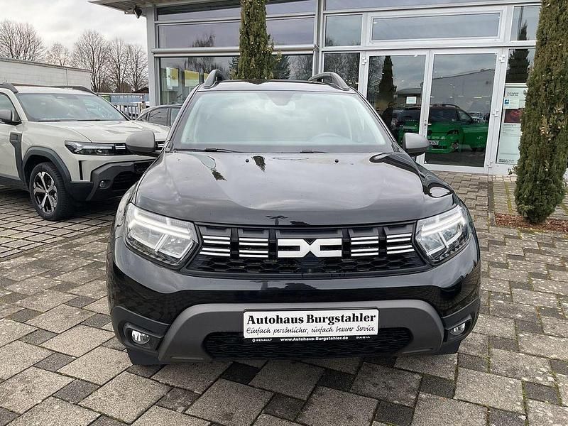 Gebraucht Dacia Duster Journey 131 PS (96 kW) 2022 Schwarz SUV