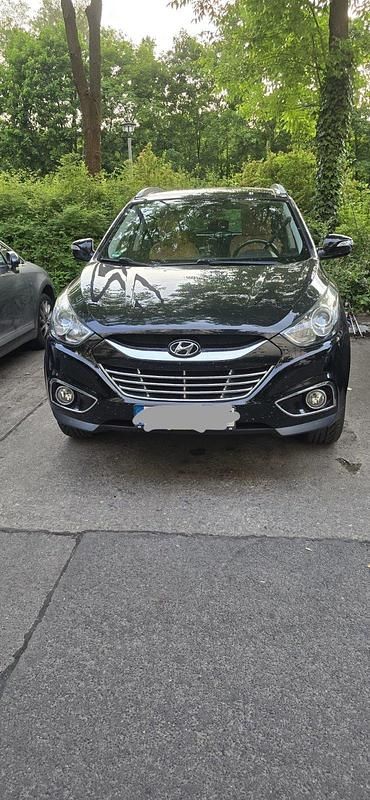Schwarz Gebraucht 2013 Hyundai ix35 SUV | 10.600 € (Etwas zu teuer) - Bild 1/4