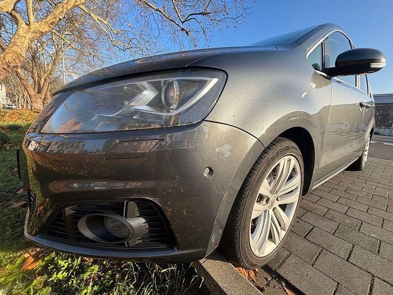 Gebraucht Seat Alhambra Style 170 PS (125 kW) 2012 Grau Van / Kleinbus