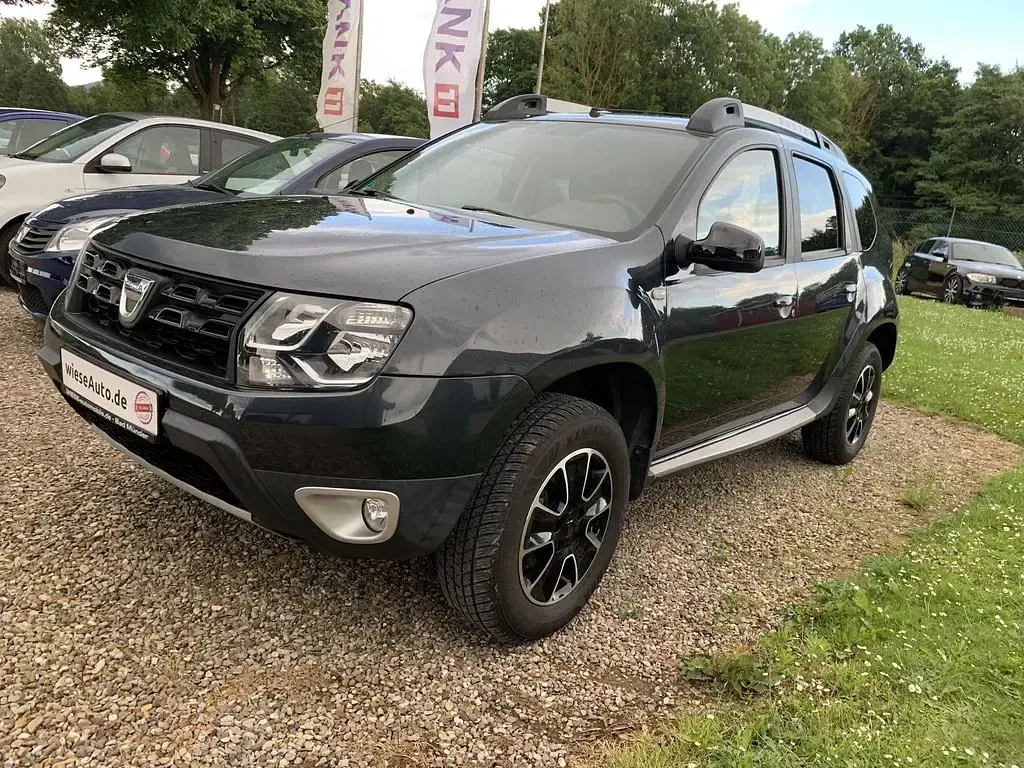 Gebraucht Dacia Duster Black Shadow 125 PS (91 kW) 2017 Grau comete (metallic) SUV