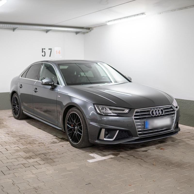 Gebraucht Audi A4 S-Line 190 PS (139 kW) 2019 Grau Limousine