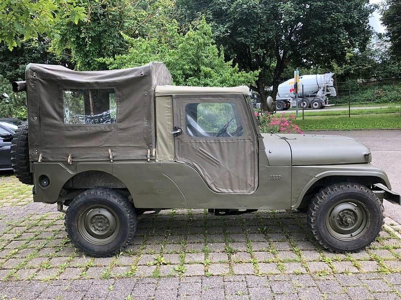 Occasion Jeep Willys 72 ch (52 kW) 1971 Vert SUV