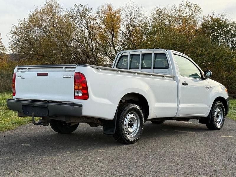 Weiß Gebraucht 2008 Toyota HiLux Abholung | 5.500 € - Bild 1/4