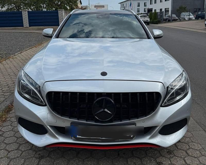 Gebraucht Mercedes 300 204 PS (150 kW) 2015 Silber Kombi