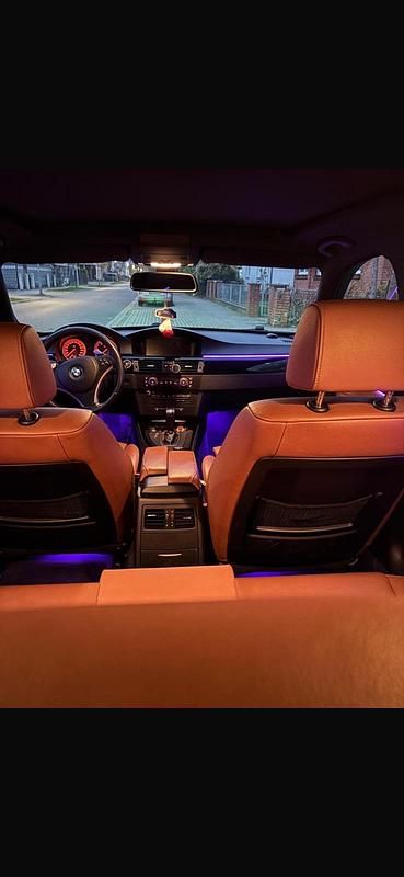 Weiß Gebraucht 2009 BMW 330 M Sport Kombi | 9.000 € - Bild 1/4