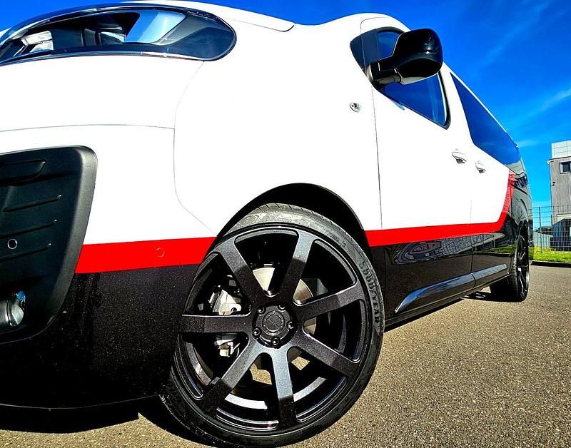 Gebraucht Opel Zafira Life 170 PS (125 kW) 2023 Van / Kleinbus