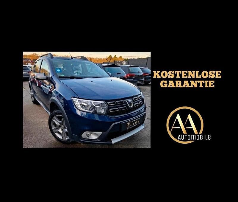 Blau Gebraucht 2019 Dacia Sandero Stepway SUV | 8.299 € (Fairer Preis) - Bild 1/4