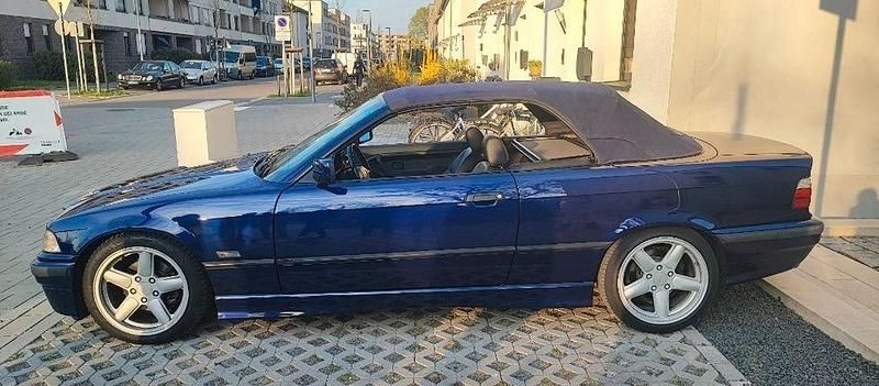 Gebraucht BMW 320 Cabriolet Performance 150 PS (110 kW) 1996 Blau Cabrio