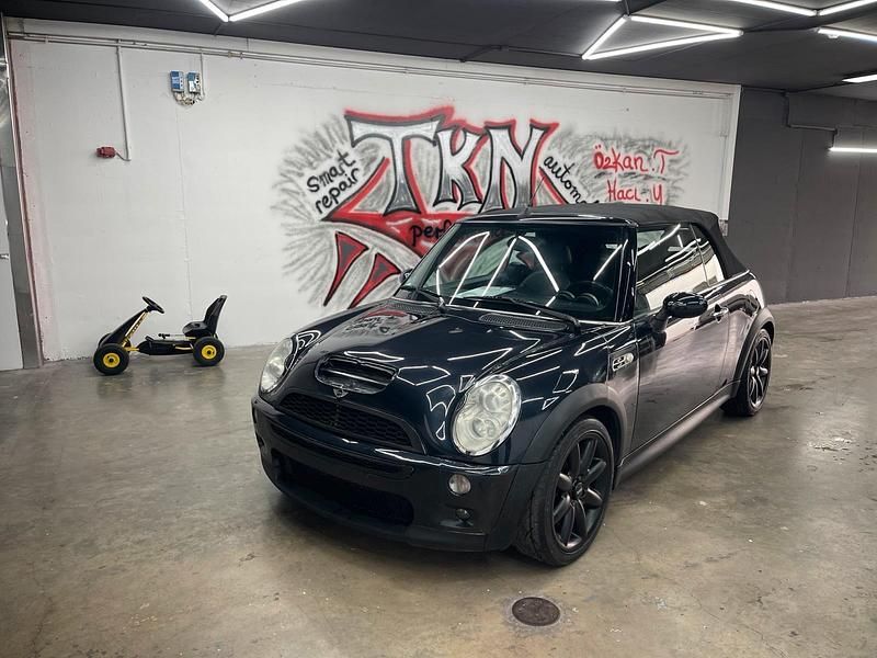 Schwarz Gebraucht 2006 Mini Cooper S Cabriolet Cabrio | 3.950 € (Fairer Preis) - Bild 1/4