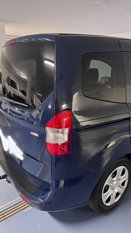 Usata Ford Transit 101 CV (74 kW) 2017 Blu Station wagon