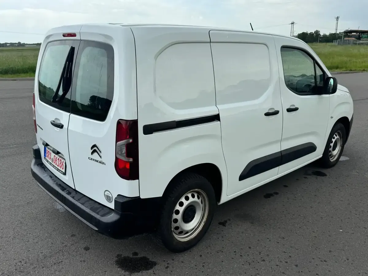 Gebraucht Citroën e-Berlingo 131 PS (96 kW) 2019 Weiß Limousine