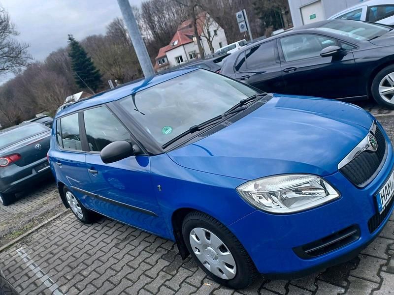 Gebraucht Skoda Fabia 60 PS (44 kW) 2009 Blau Kleinwagen