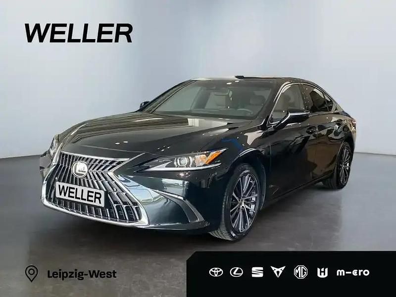 Graphitschwarz Neu 2025 Lexus ES300 Limousine | 45.990 € - Bild 1/4