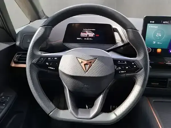 Gebraucht Cupra Born 150 kW (204 PS) 2024 Vaporgrau Kleinwagen