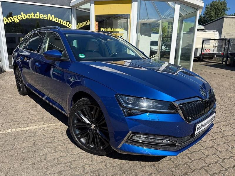 Blau Gebraucht 2022 Skoda Superb LAURIN & KLEMENT Limousine | 22.900 € (Superpreis) - Bild 1/4
