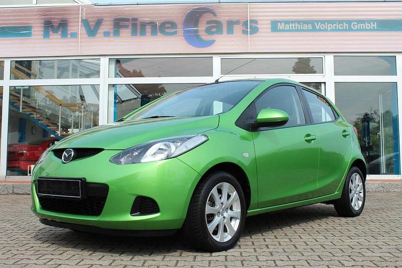 Grün Gebraucht 2008 Mazda 2 Independence Kleinwagen | 3.900 € (Etwas zu teuer) - Bild 1/4