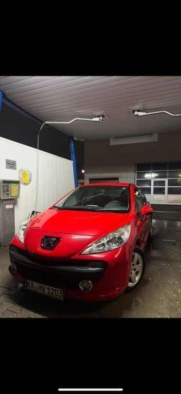 Rot Gebraucht 2008 Peugeot 207 Urban Move Limousine | 4.000 € (Fairer Preis) - Bild 1/4