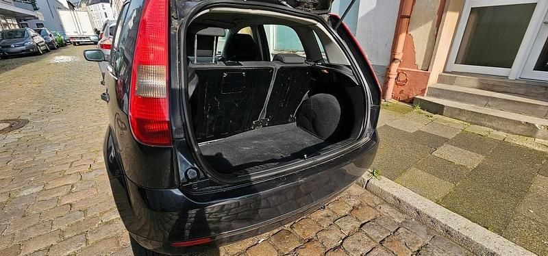 Gebraucht Ford Fiesta 80 PS (58 kW) 2005 Schwarz Kleinwagen