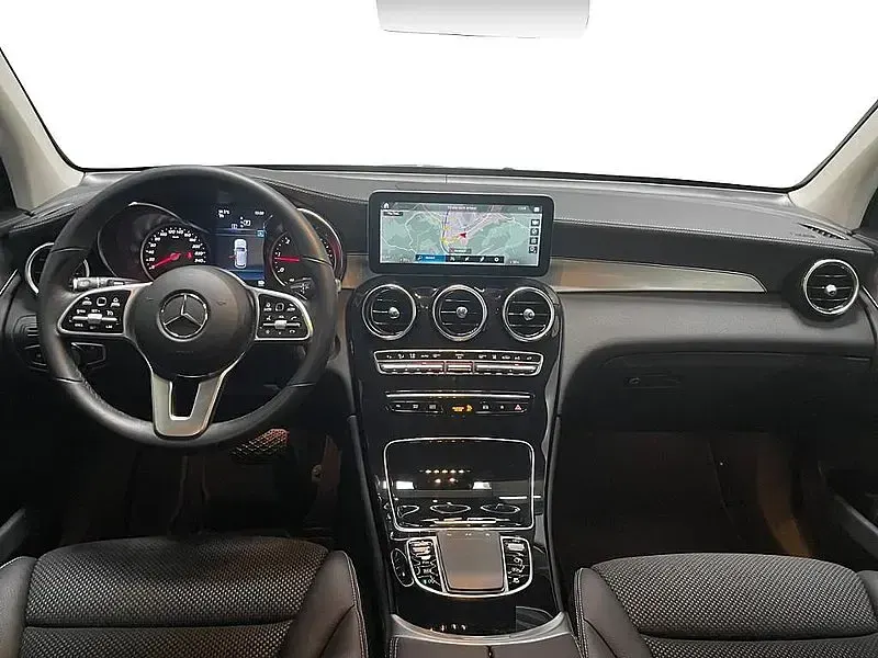 Gebraucht Mercedes GLC220 194 PS (142 kW) 2022 Selenitgrau SUV