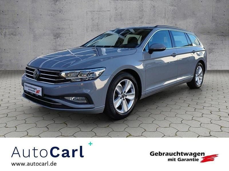 Gebraucht VW Passat Business 200 PS (147 kW) 2022 Mondsteingrau Kombi