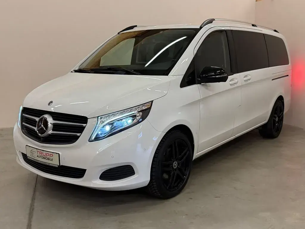 Gebraucht Mercedes V250 190 PS (139 kW) 2018 Weiß Van / Kleinbus