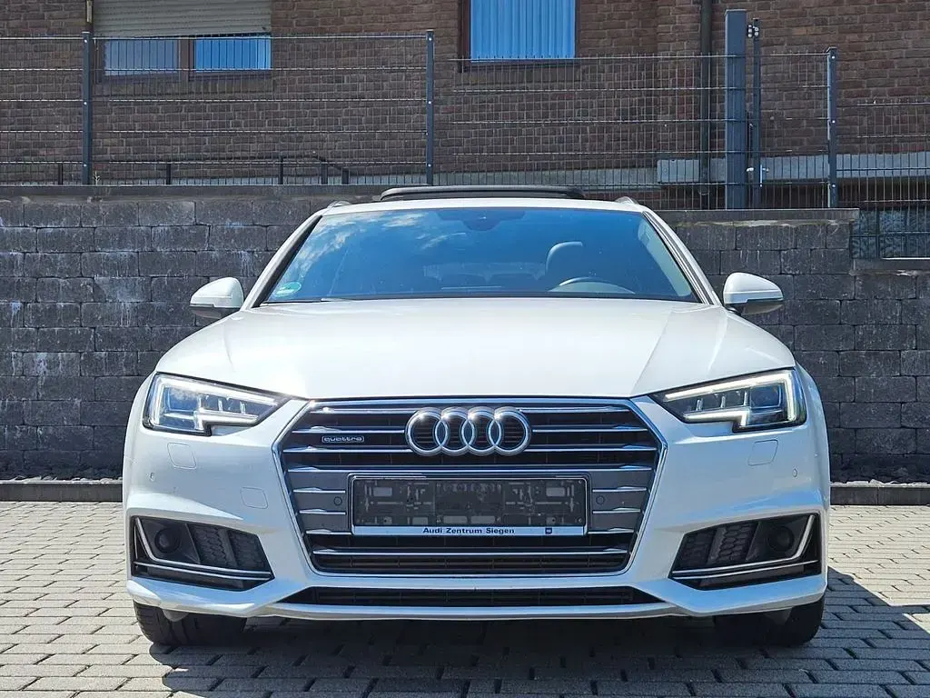 Gebraucht Audi A4 Sport 272 PS (200 kW) 2016 Weiß Limousine