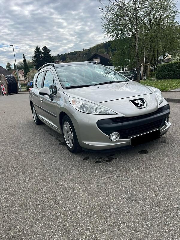 Gebraucht Peugeot 207 95 PS (69 kW) 2009 Grau Kombi